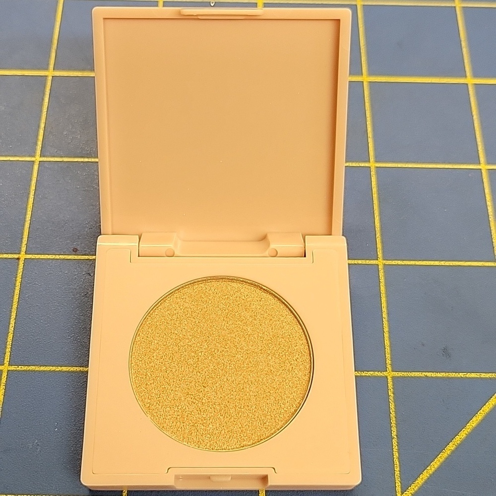 MOTD Something Magical Highlighting Powder 0.07oz